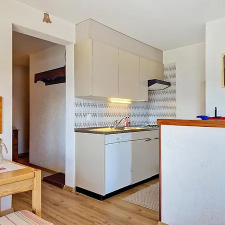 Yuca B Apt- 28 By Interhome Apartment *