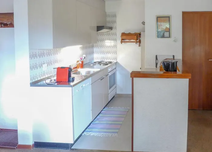 Yuca B Apt- 28 By Interhome 公寓