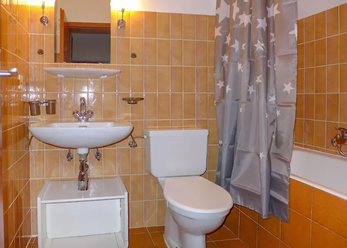 Yuca B Apt- 28 By Interhome Appartement