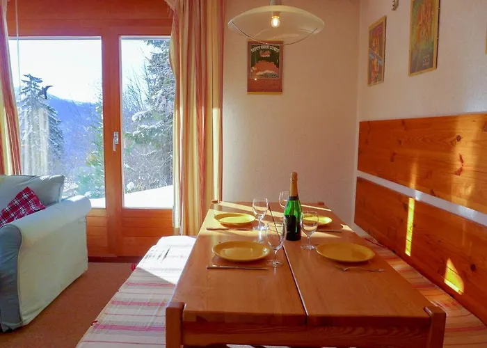 Yuca B Apt- 28 By Interhome *